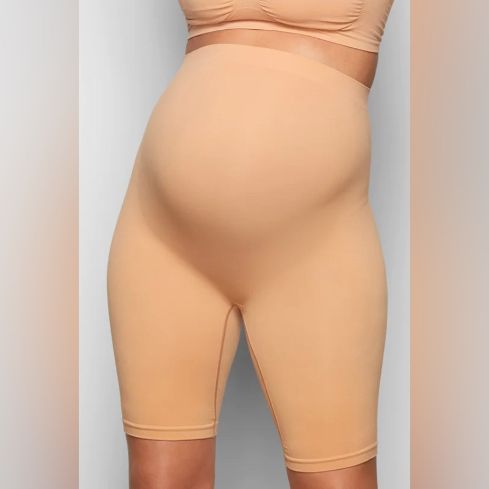 Skims maternity sculpting short mid-thigh size L/XL color orche nwot
